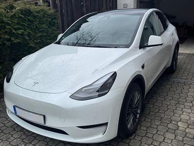Gebraucht Tesla Model Y Long Range AWD 378 kW (514 PS) 2022 Weiß SUV