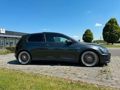 VW Golf