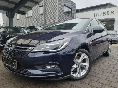 Gebraucht Opel Astra Dynamic 136 PS (100 kW) 2019 Schwarz Limousine