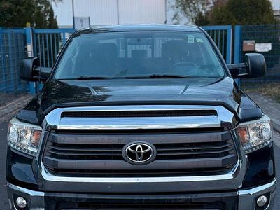 Schwarz Gebraucht 2015 Toyota Tundra Abholung | 24.500 €