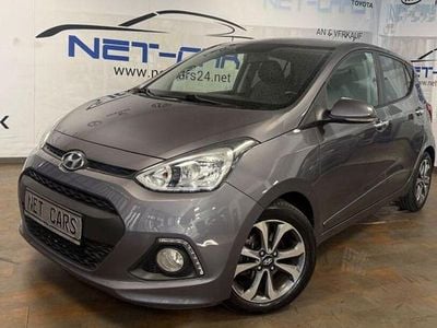 Gebraucht Hyundai i10 Edition 87 PS (63 kW) 2015 Grau Kleinwagen
