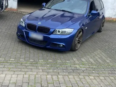 Gebraucht BMW 335 Sport Line 286 PS (210 kW) 2011 Blau Kombi