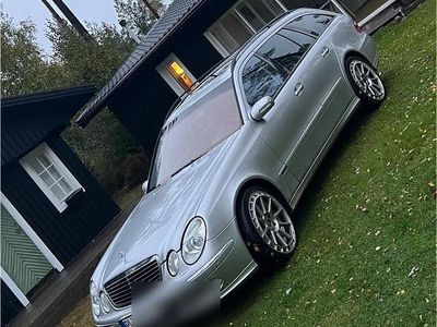 Mercedes E500
