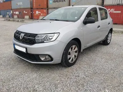 Używany Dacia Sandero Essentiel 73 KM (53 kW) 2019 Szary Hatchback