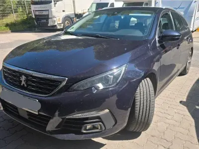 Gebraucht Peugeot 308 Active 150 PS (110 kW) 2017 Kombi