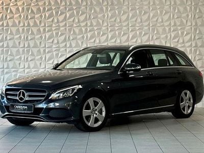 Grau Gebraucht 2015 Mercedes C250 Limousine | 20.990 € (Fairer Preis)