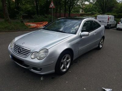 Gebraucht Mercedes CL200 122 PS (89 kW) 2005 Silber Coupé