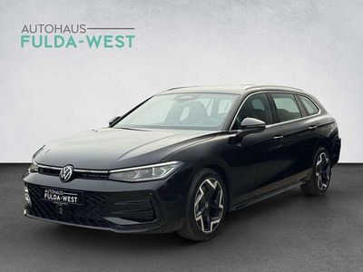 Neu VW Passat R-line 193 PS (141 kW) 2026 Schwarz Kombi