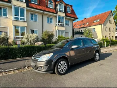 Gebraucht Opel Astra 116 PS (85 kW) 2009 Grau Kombi