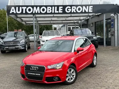 Gebraucht Audi A1 Attraction 86 PS (63 kW) 2012 Rot Kleinwagen