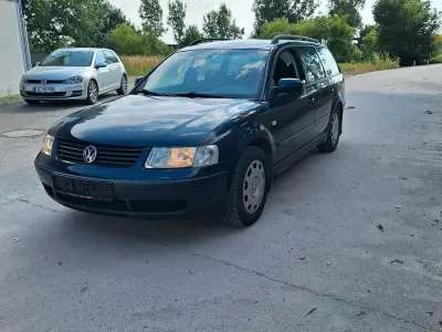 Gebraucht VW Passat 125 PS (91 kW) 1999 Blau Kombi