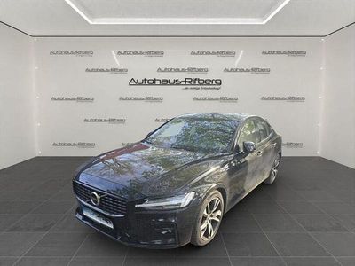 Second-hand Volvo S60 R-Design 197 CP (144 kW) 2021 Negru Berlinǎ