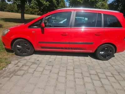 Gebraucht Opel Zafira 140 PS (102 kW) 2007 Rot Van / Kleinbus