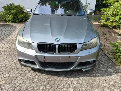 Gebraucht BMW 325 218 PS (160 kW) 2008 Grau Kombi