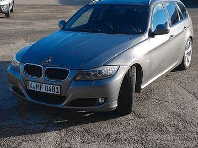 Gebraucht BMW 320 170 PS (125 kW) 2009 Grau Kombi