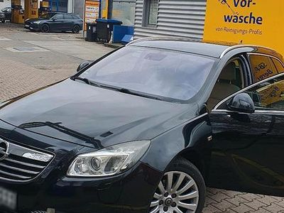 Gebraucht Opel Insignia Sport 131 PS (96 kW) 2010 Schwarz Kombi