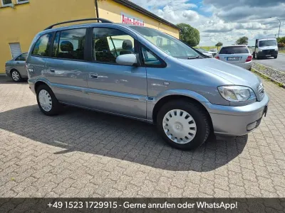 Gebraucht Opel Zafira Elegance 125 PS (91 kW) 2005 Silber Van / Kleinbus