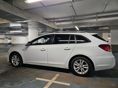 Gebraucht Chevrolet Cruze 140 PS (102 kW) 2013 Weiß Kombi