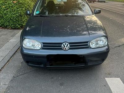 VW Golf IV