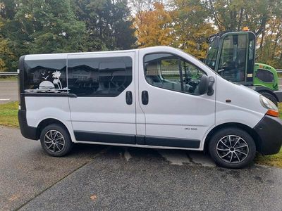 Gebraucht Renault Trafic 101 PS (74 kW) 2002 Weiß Van / Kleinbus