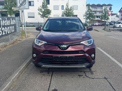 Usata Toyota RAV4 Edition-S 152 CV (111 kW) 2017 Rosso SUV