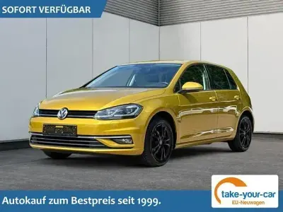 Gebraucht VW Golf VII Comfortline 125 PS (91 kW) 2017 Gelb Limousine