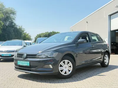 Gebraucht VW Polo Trendline 80 PS (58 kW) 2020 Grau Kleinwagen