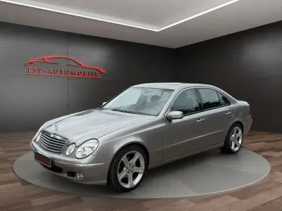 Gebraucht Mercedes E220 150 PS (110 kW) 2004 Silber Limousine