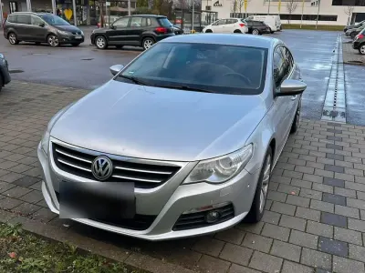 Gebraucht VW Passat 160 PS (117 kW) 2009 Silber Limousine