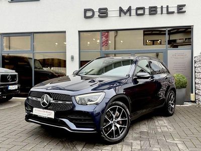 Blau Gebraucht 2020 Mercedes GLC300 AMG line SUV | 29.880 € (Fairer Preis)