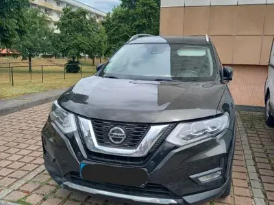 Gebraucht Nissan X-Trail Tekna 150 PS (110 kW) 2020 Grün SUV