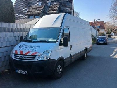 Gebraucht Iveco 35.12 116 PS (85 kW) 2009 Weiß Van