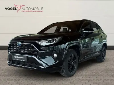 Gebraucht Toyota RAV4 Hybrid Edition 222 PS (163 kW) 2021 Tiefschwarz mica metallic SUV