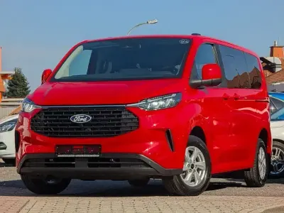 Second-hand Ford Tourneo Custom 170 CP (125 kW) 2025 Roșu Van