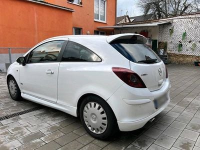Gebraucht Opel Corsa 87 PS (63 kW) 2010 Weiß Kleinwagen