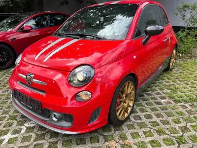 Gebraucht Abarth 695 245 PS (180 kW) 2010 Rot
