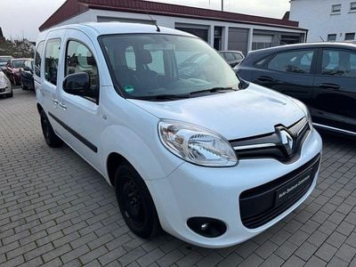 Weiß Gebraucht 2017 Renault Kangoo Experience Kombi | 6.800 € (Etwas zu teuer)