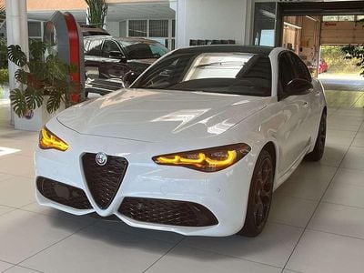 Weiß Neu 2025 Alfa Romeo Giulia Limousine | 49.900 € (Etwas zu teuer)
