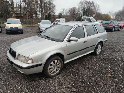 gebraucht Skoda Octavia Combi 4x4 GLX 1.9 TDI Klimaautomatik