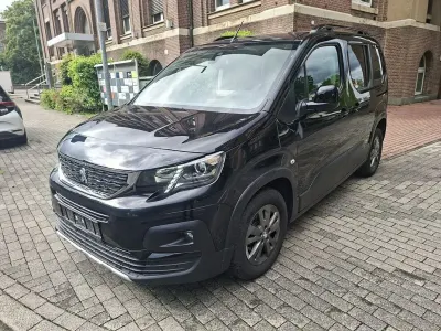 Occasion Peugeot Rifter Allure 102 PK (75 kW) 2023 Zwart MPV