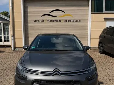 Gebraucht Citroën C4 SELECTION 131 PS (96 kW) 2017 Gris shark SUV