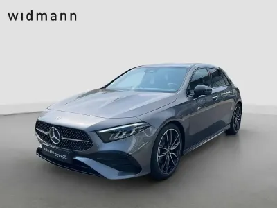 Gebraucht Mercedes A200 163 PS (119 kW) 2026 Grau Limousine