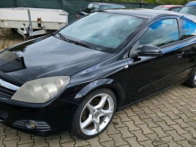gebraucht Opel Astra GTC Astra HCoupe 2.0 Turbo 170PS