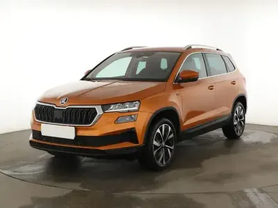 Używany Skoda Karoq Drive 150 KM (110 kW) 2025 Pomarańczowy SUV