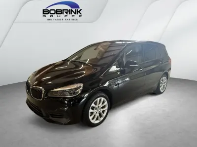 Gebraucht BMW 218 Gran Tourer Advantage 150 PS (110 kW) 2022 Schwarz Van / Kleinbus