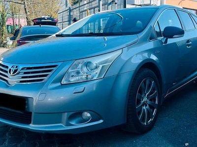 Gebraucht Toyota Avensis 177 PS (130 kW) 2010 Grau Kombi