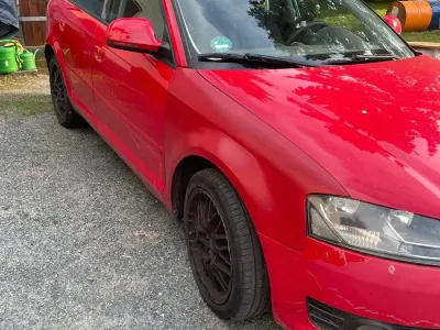 Gebraucht Audi A3 125 PS (91 kW) 2009 Rot Kleinwagen