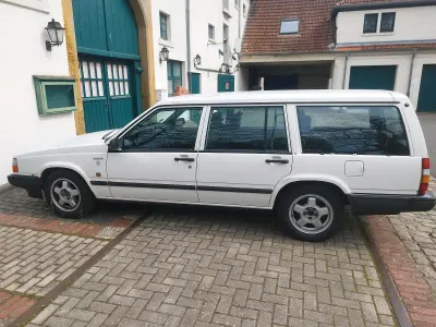 Usado Volvo 740 115 CV (84 kW) 1989 Blanco Familiar