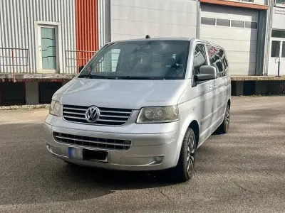 Begagnad VW T5 131 HK (96 kW) 2006 Silver Van