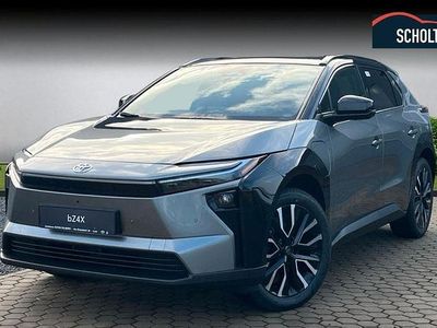 Neu Toyota bZ4X Lounge 252 kW (343 PS) 2026 Grau SUV